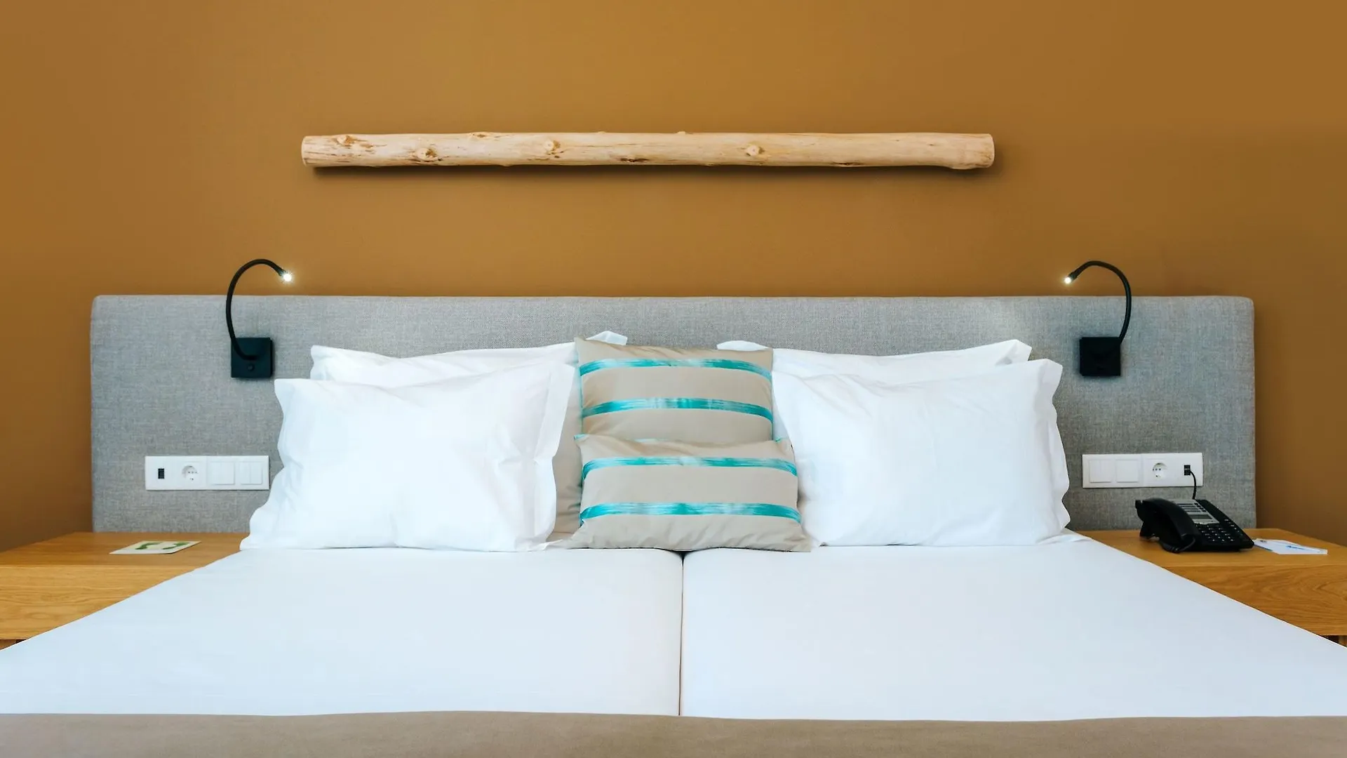 Vila Baleira Village Porto Santo Hotel